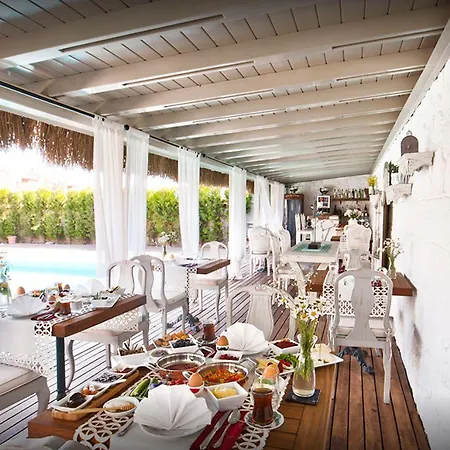 Bed & Breakfast Sade Alaçatı