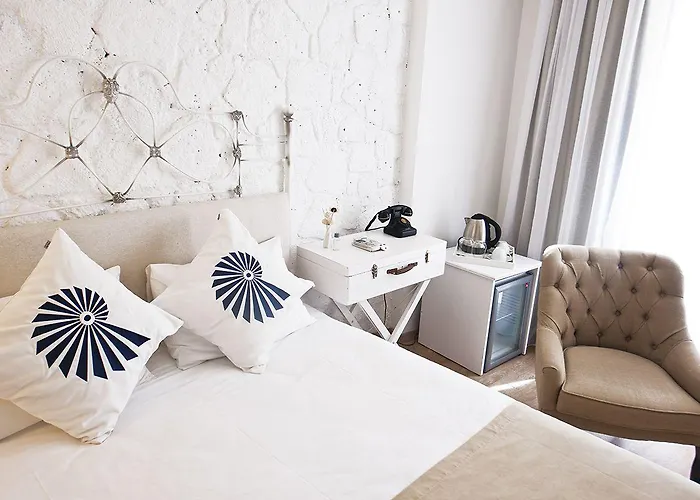 Sade Bed and breakfast 4*